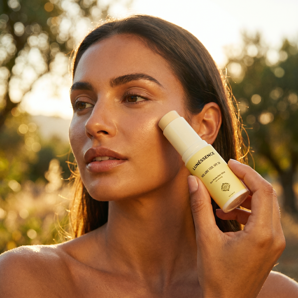 SOLAIRE VEIL SPF 50 — Protection Stick (mit Tönung) Anwendung