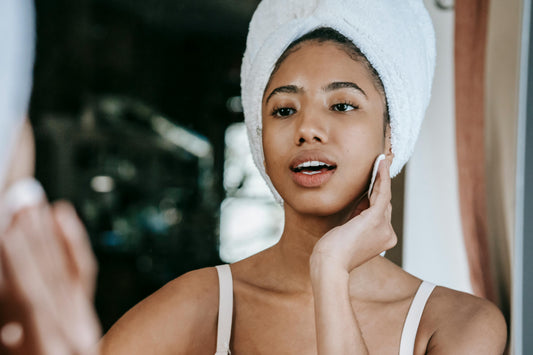 Hyaluronsäure Serum – Wirkstoff Nahaufnahme