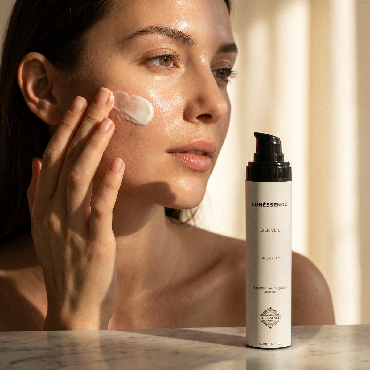 SILK VEIL — Face Cream Anwendung
